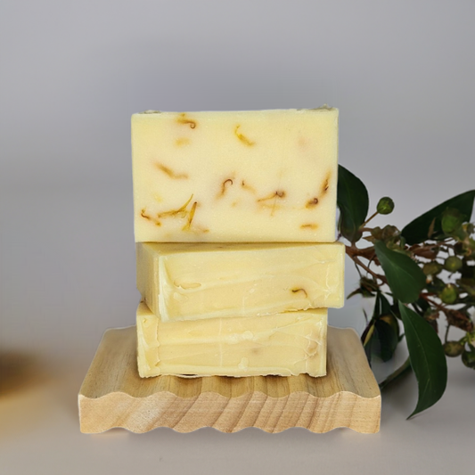 Soap Bar - Lemon Myrtle, Lemon & Calendula Petal Soap